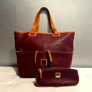 Dooney and Bourke Wexford Leather Zip Totebag and Travel Pouch in Plum Wine